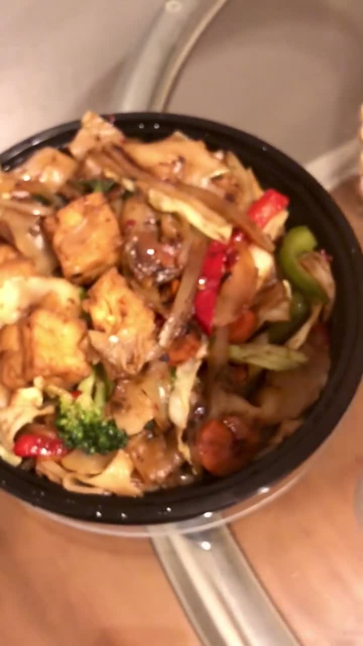 Video review of Thai Cuisine