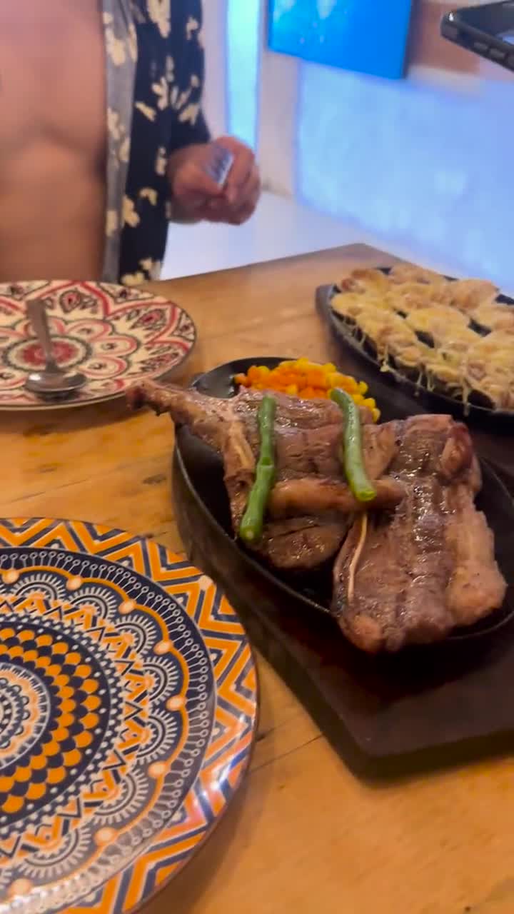 Maxs Restaurant