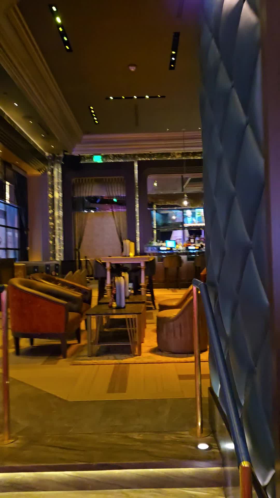 Vista Cocktail Lounge