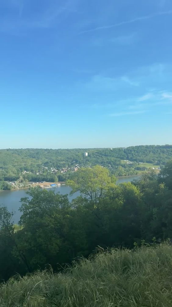 City Moment · Cincinnati