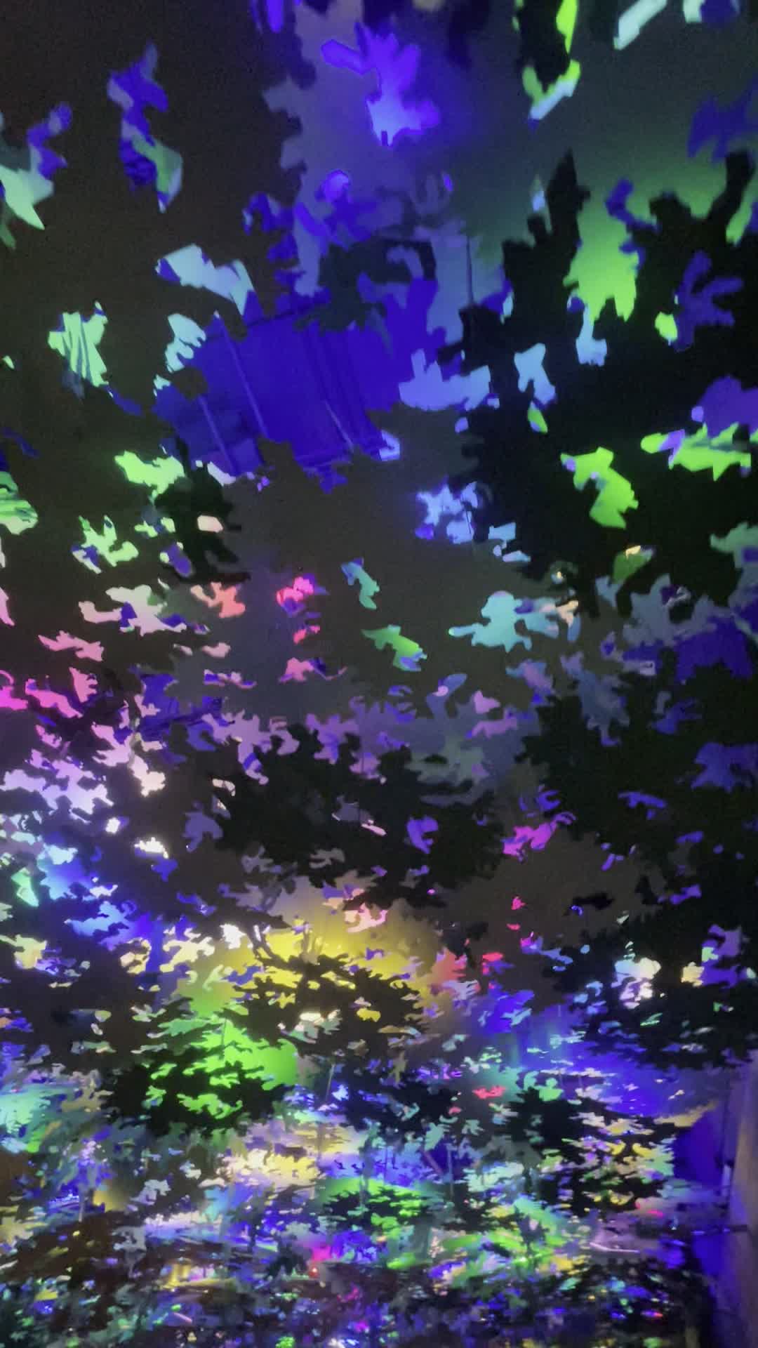 Delta Sky Club Gate B10 - Hartsfield-Jackson Atlanta International Airport