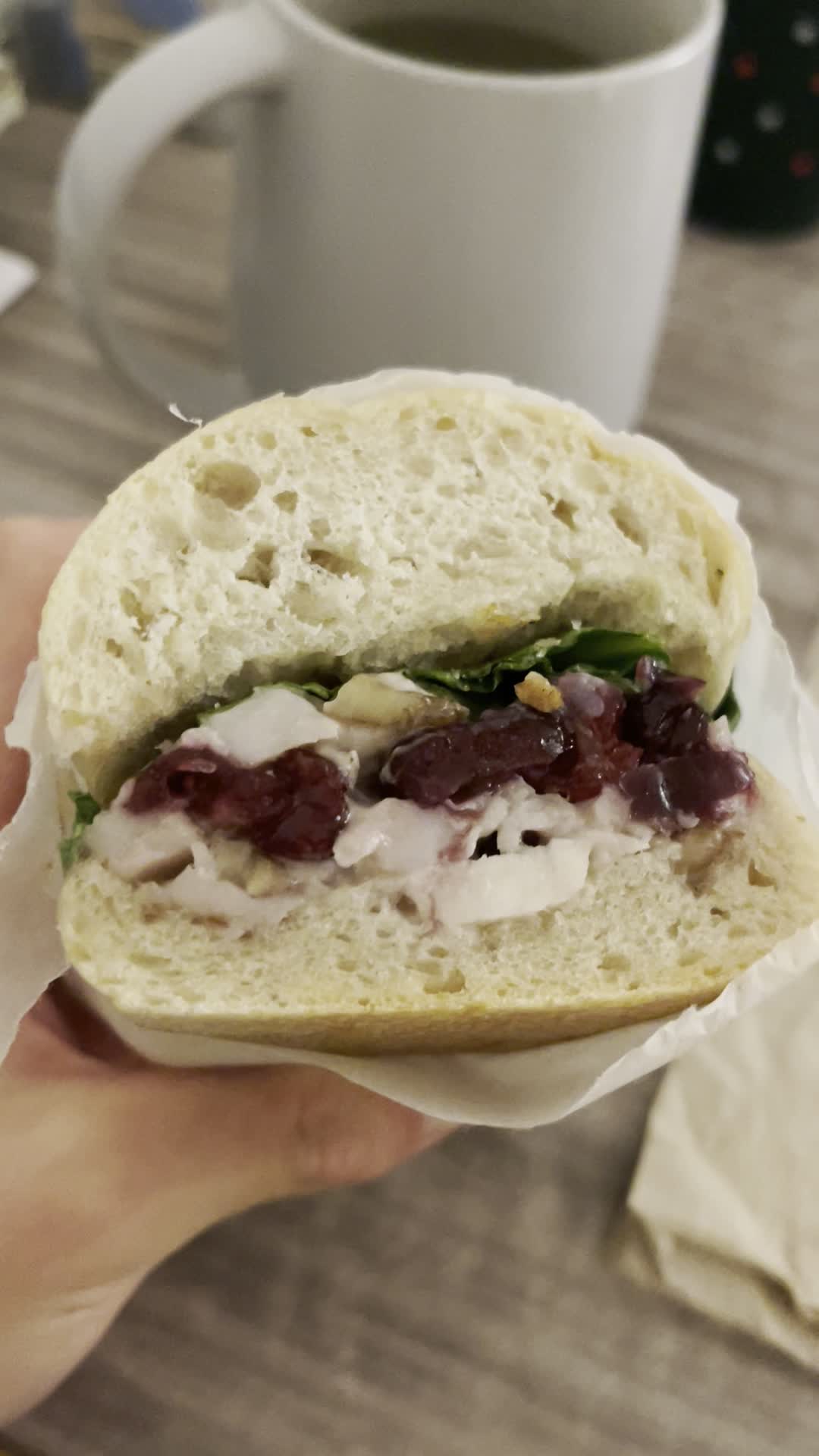 Video review of Mimi's Cafe