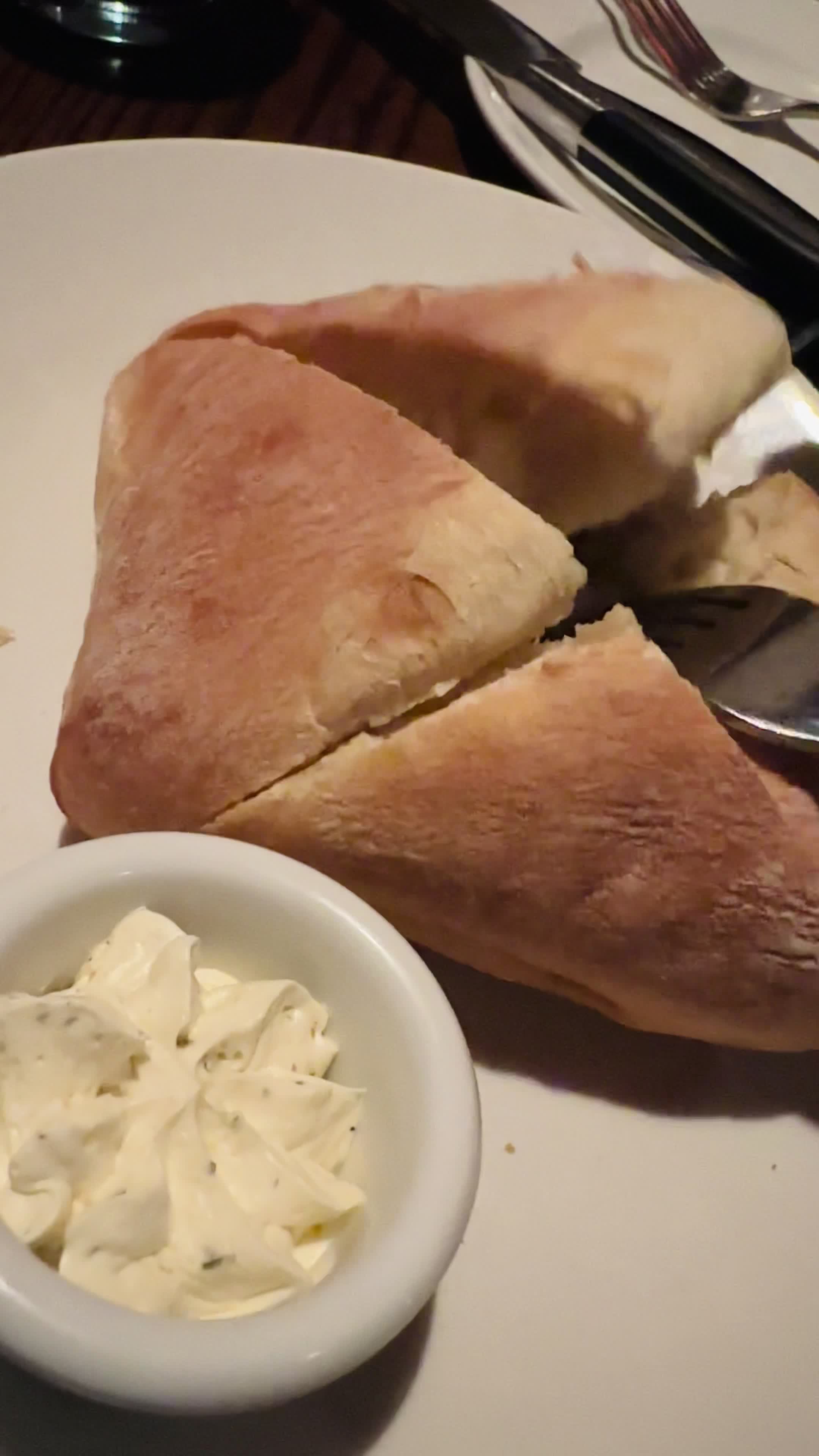 Video review of Jack Astor's Bar & Grill