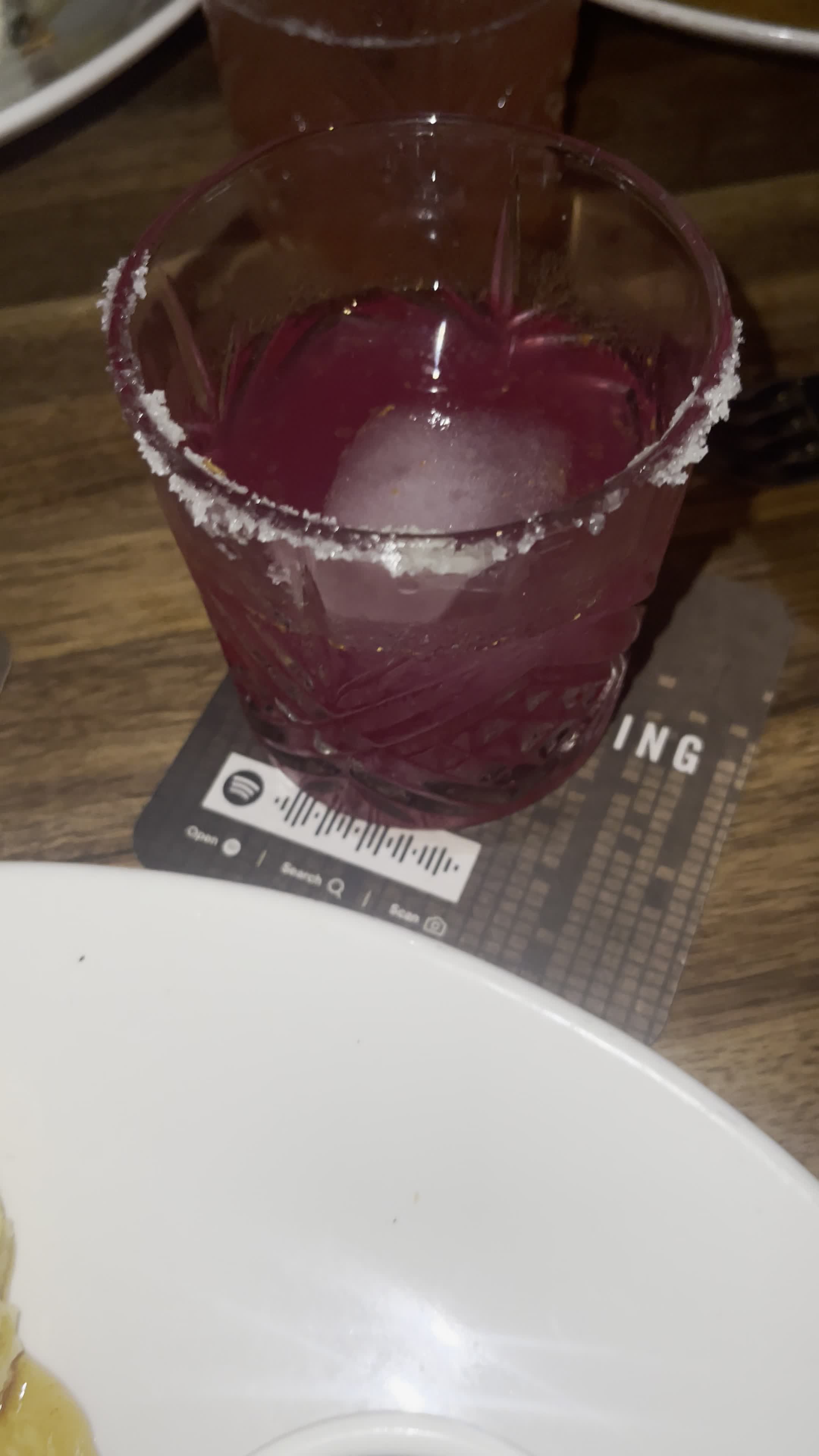 Video review of Yard House