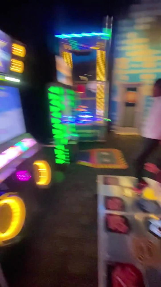 Dave & Buster's