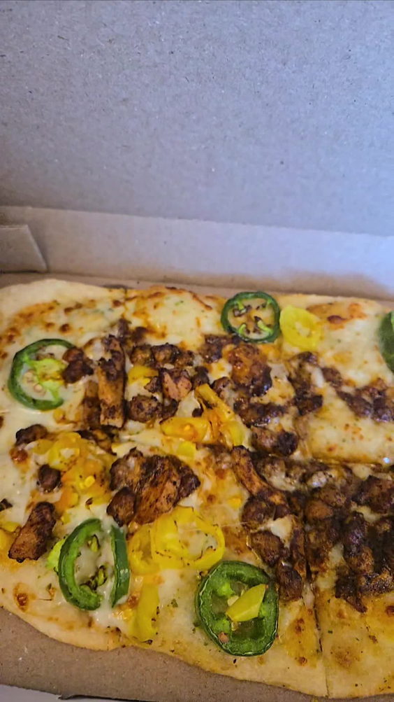 Slim & Husky's Pizza Beeria