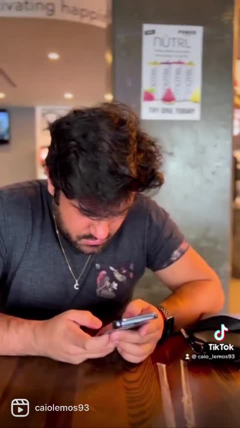 Video review of PONKO Chicken