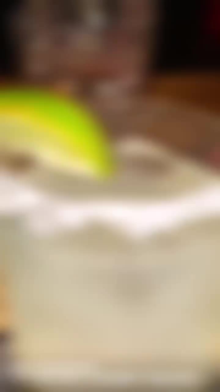 Video review of La Carnita