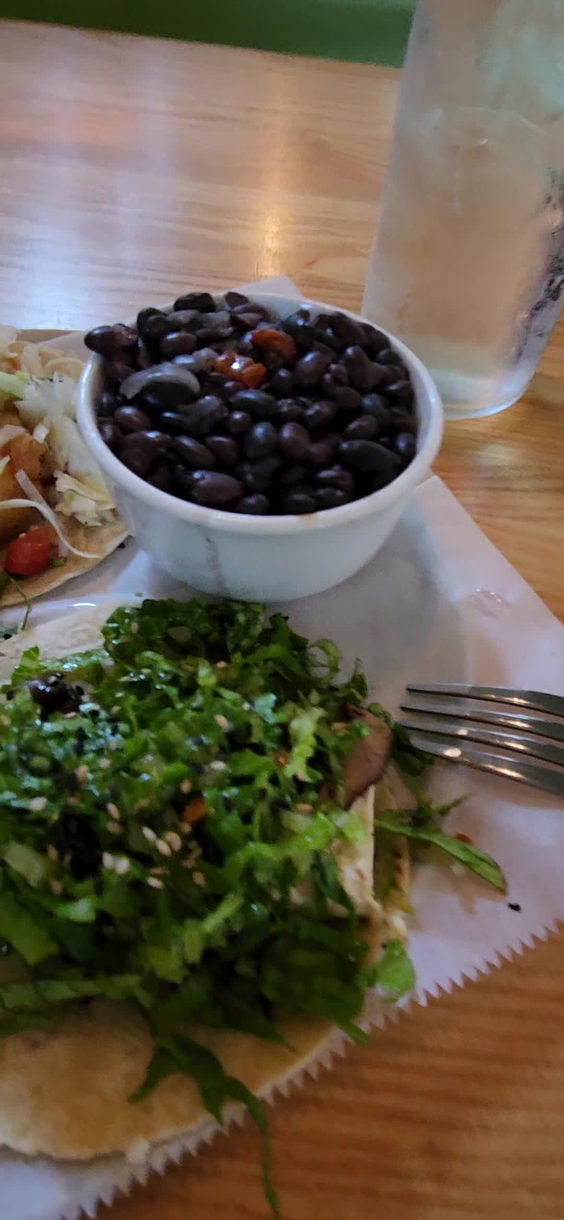 Taqueria Tsunami