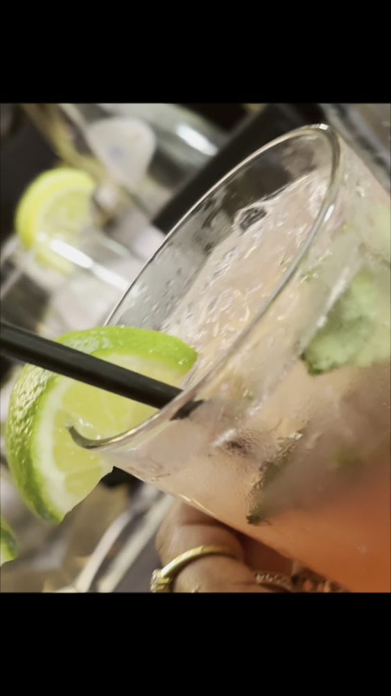 Katch Kitchen & Cocktails