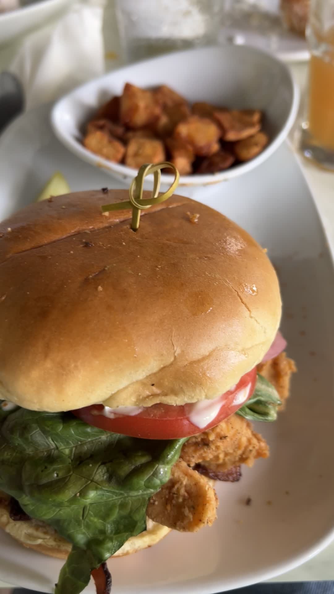 Video review of Another Broken Egg Cafe