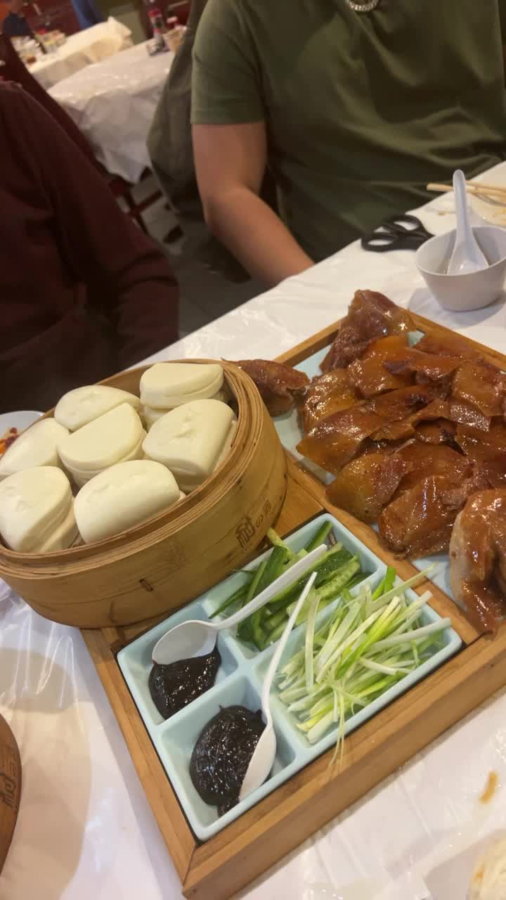 Video review of Zhang's Kitchen