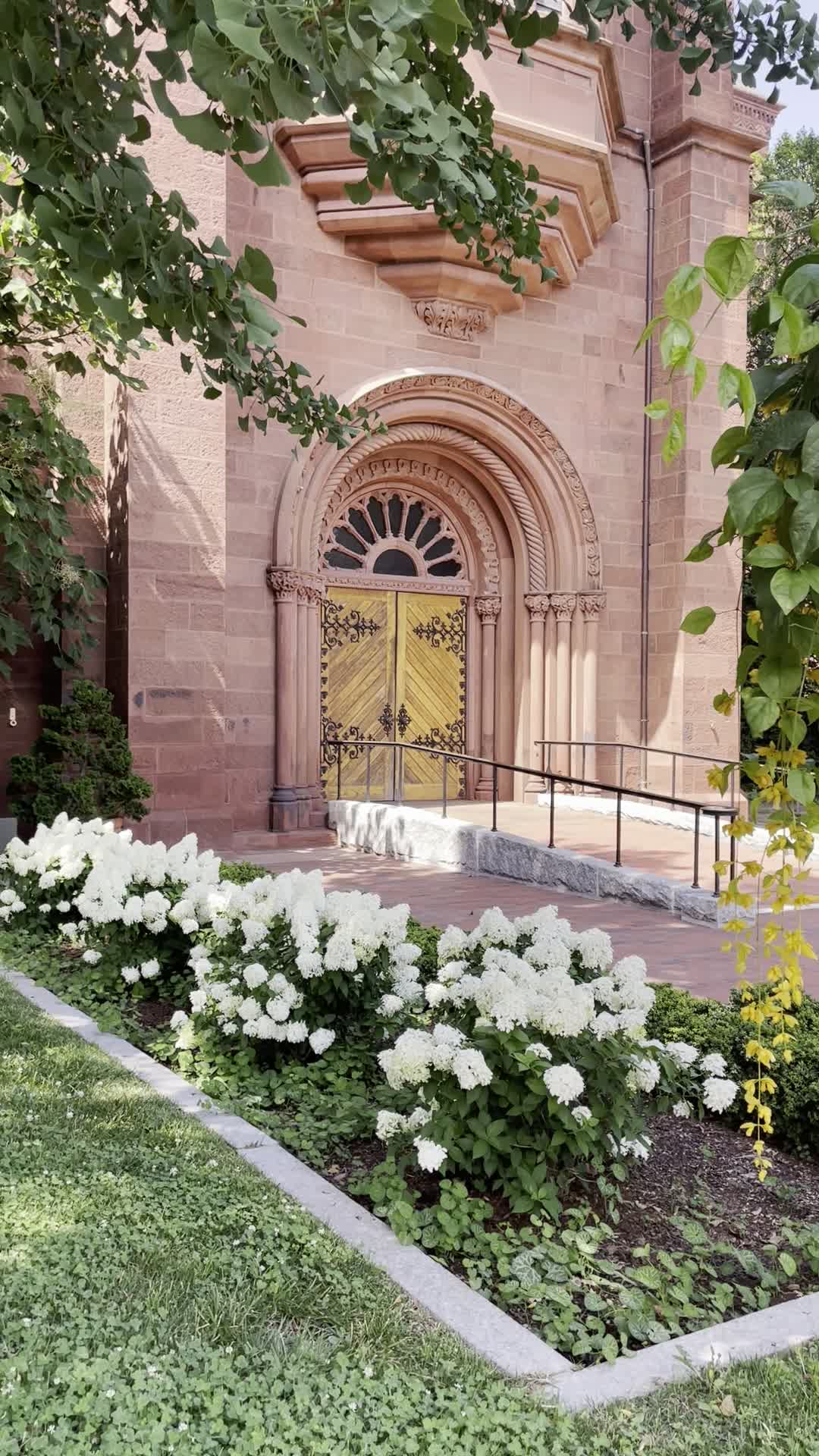 Smithsonian Institution Building (The Castle)