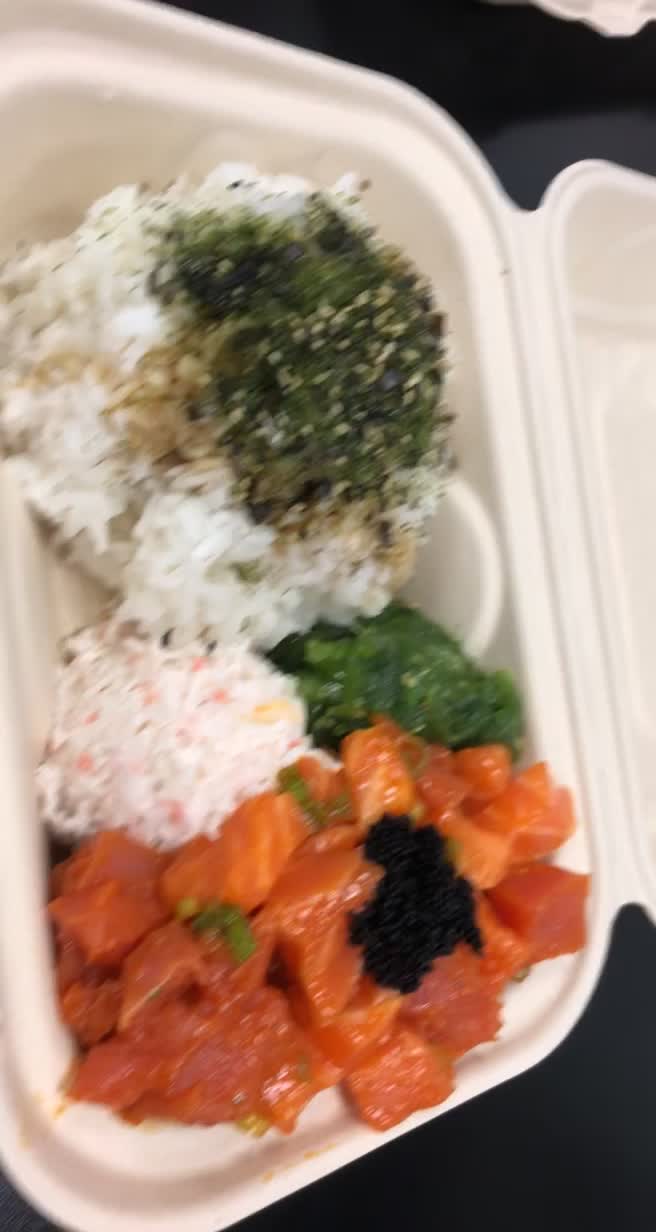 Video review of Poke District