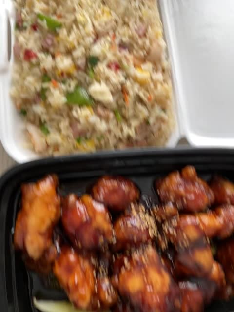 Video review of Mi La-Cai Noodle House