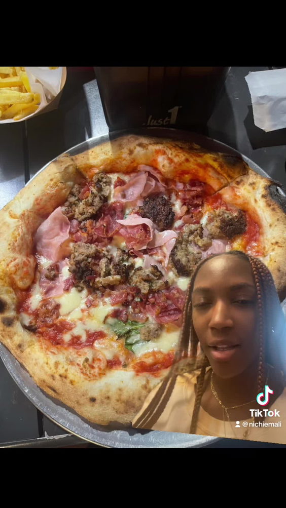 Pummarola Pizzeria Napoletana