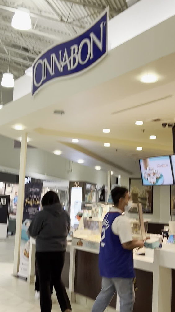 Cinnabon