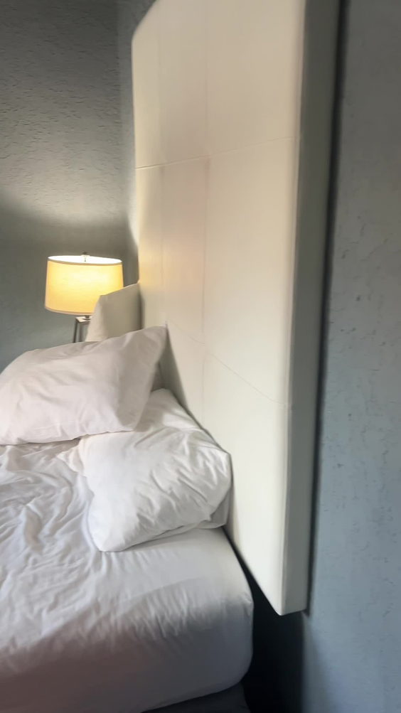 Avalon Hotel