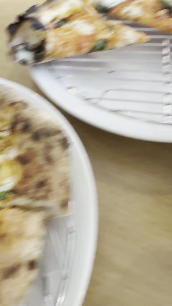 Hapa Pizza