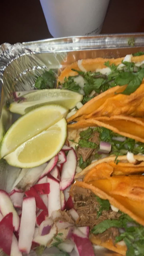 Los Barbaros Birria