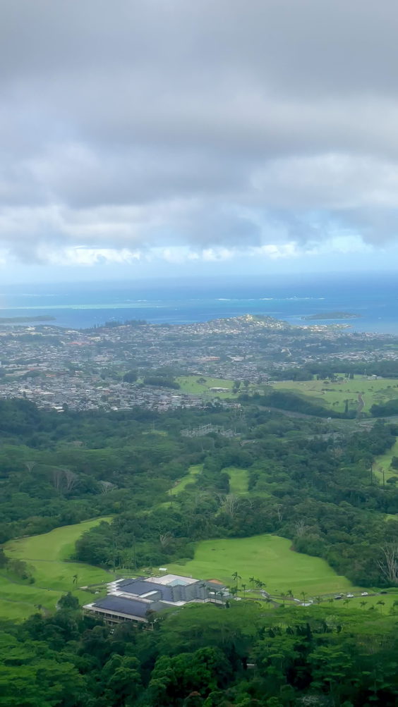 Nuuanu Pali Lookout