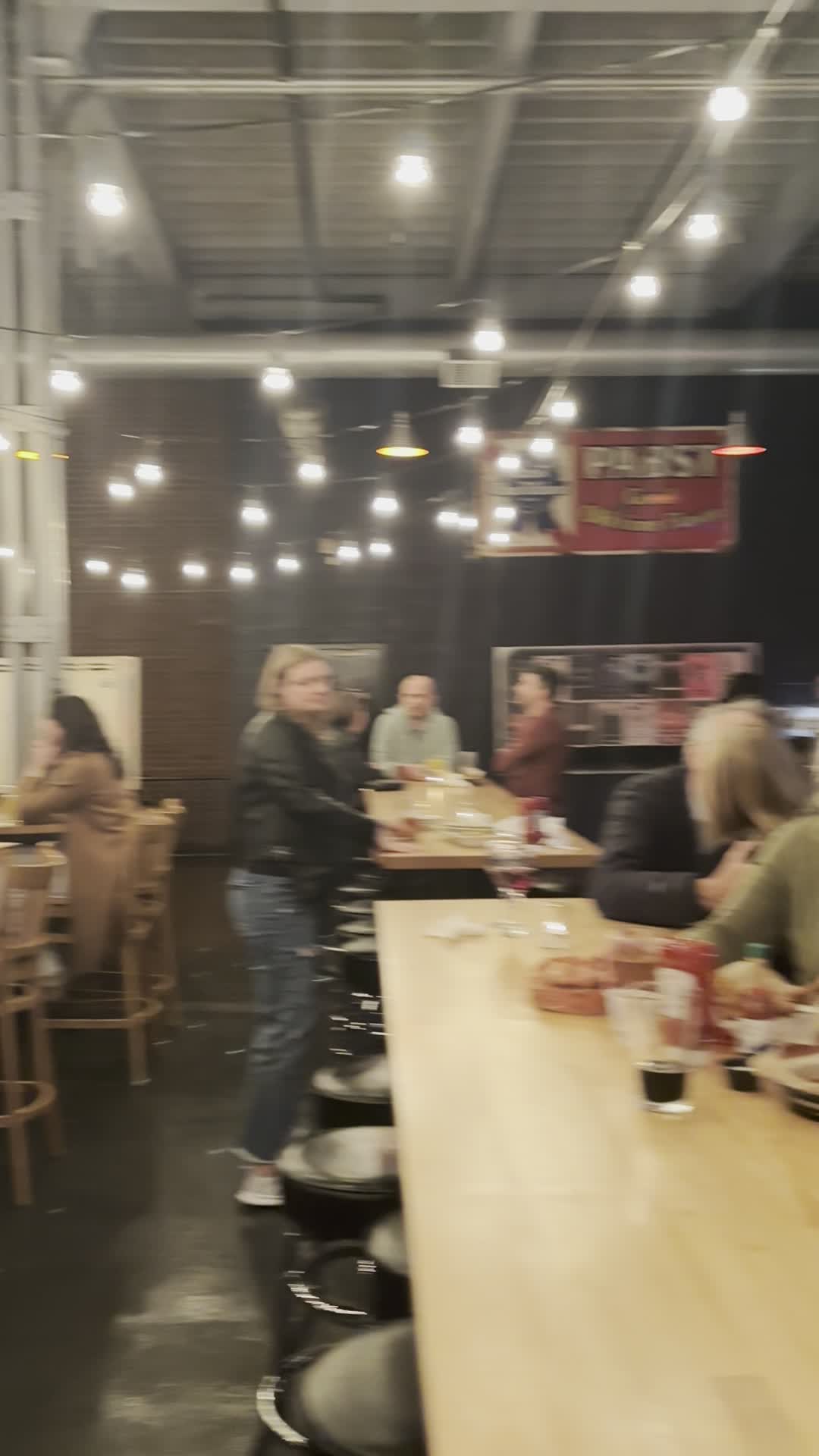 Video review of Bottom Lounge