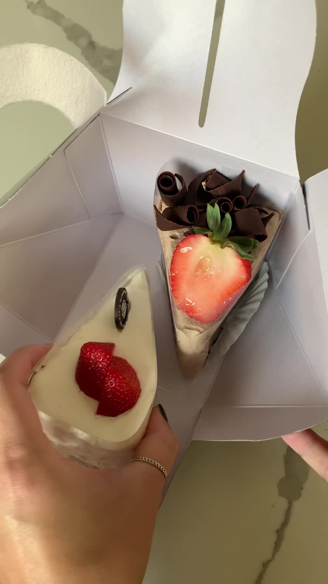 Video review of Paris Baguette
