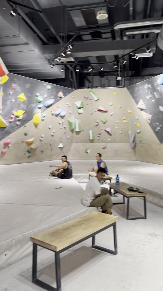 Bump Bouldering