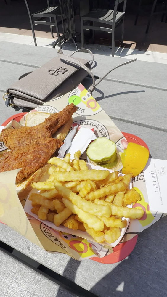 Daves Hot Chicken