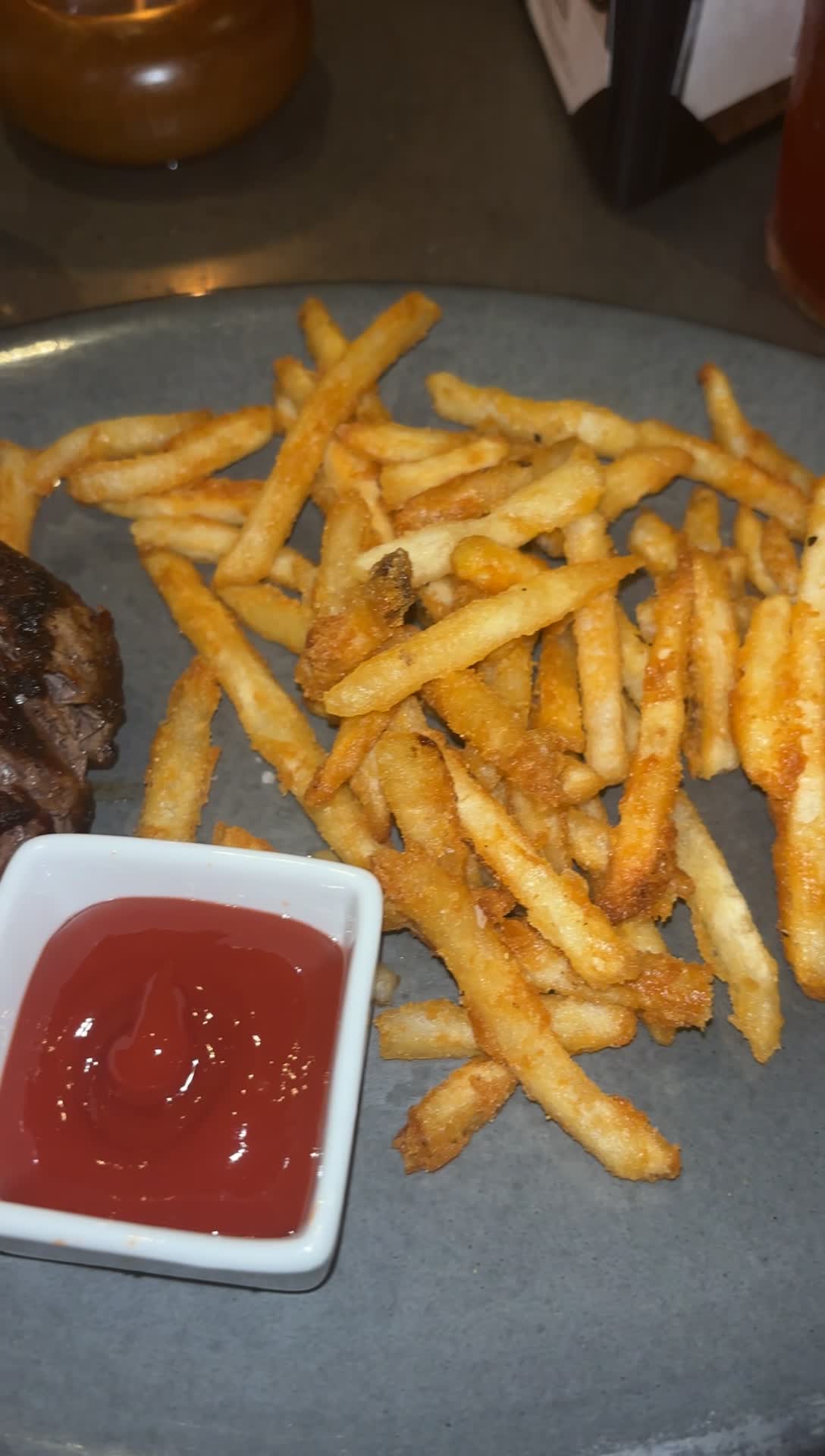 Video review of TOWN Bar + Kitchen