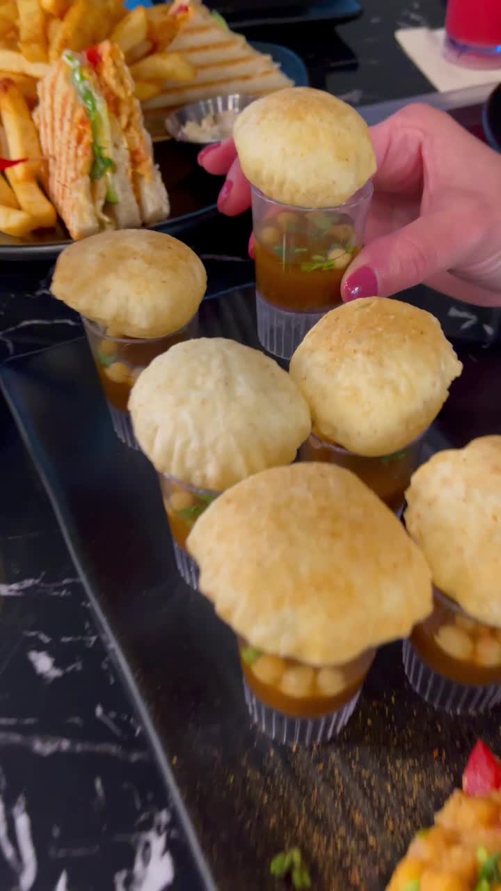 Sheesh Eatery & Lounge