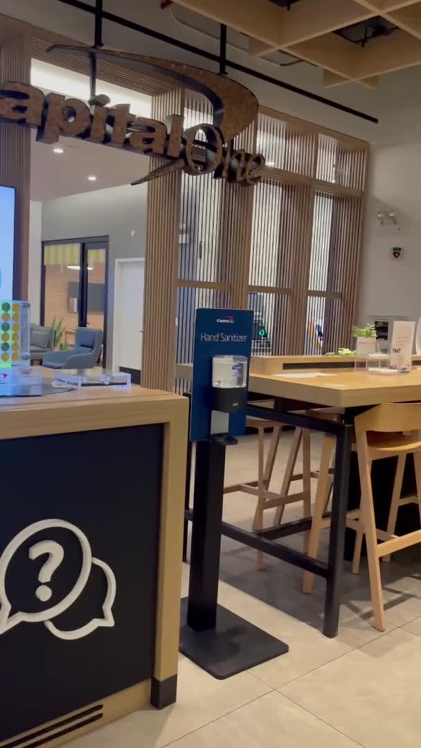 Video review of Capital One Café