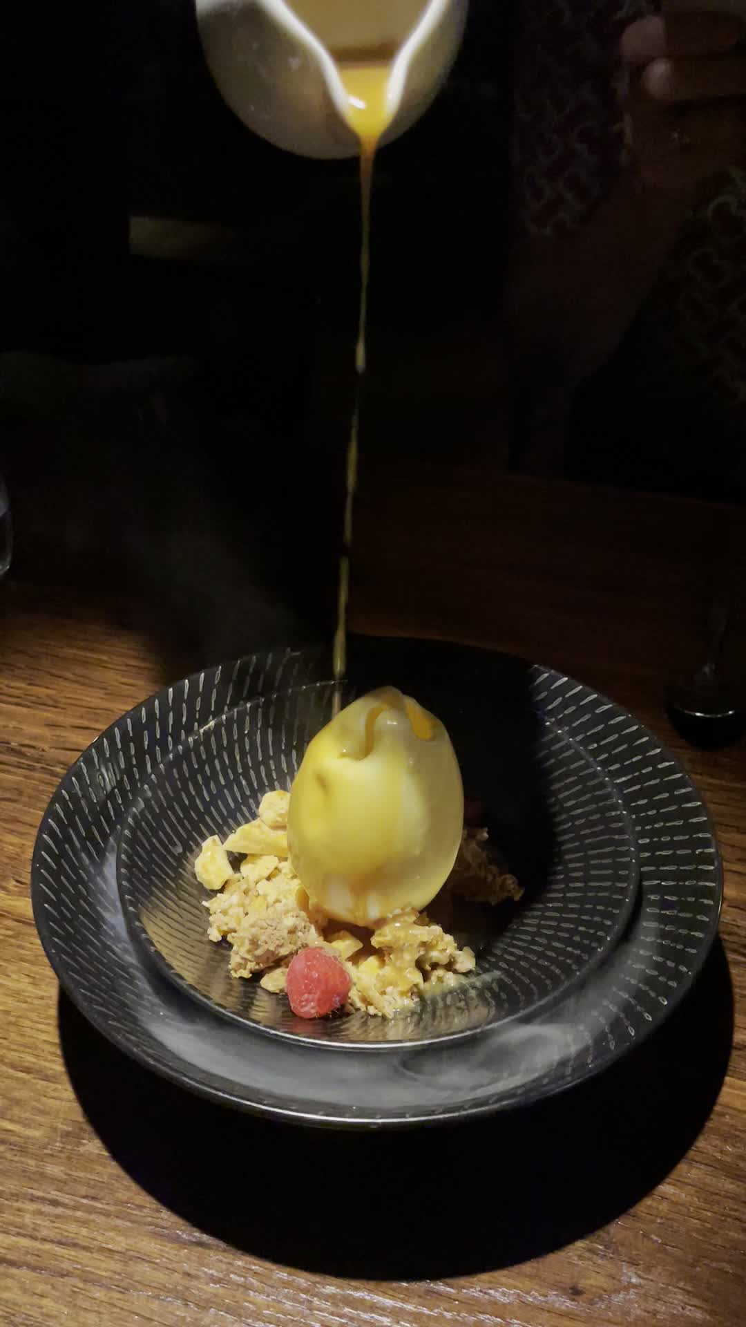 Video review of Saké Restaurant & Bar