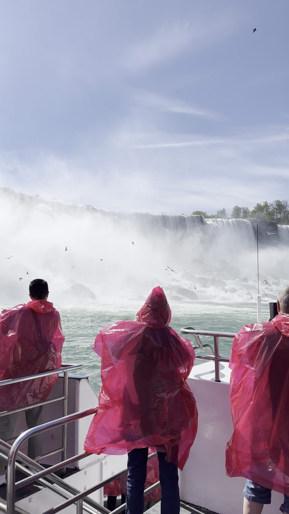 Niagara Falls Boat Tours
