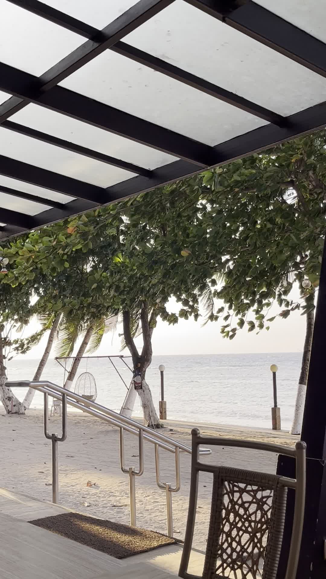 Alona Kew White Beach Resort & Spa