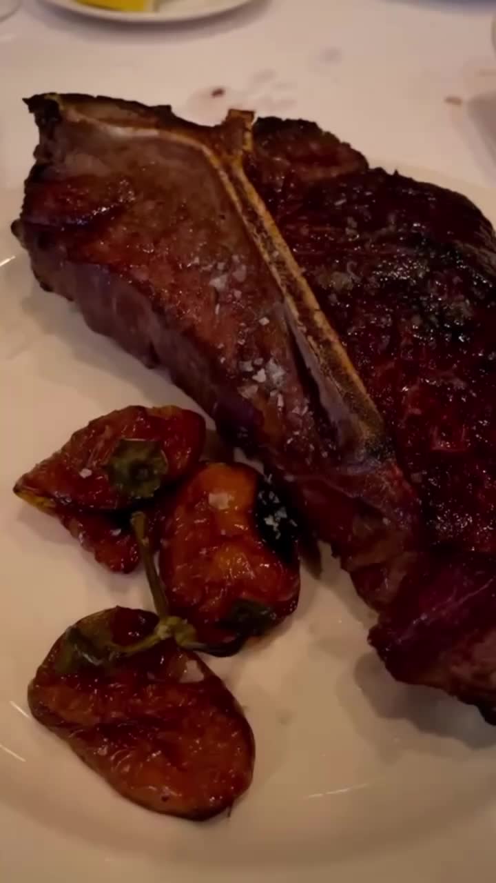 Video review of Keens Steakhouse