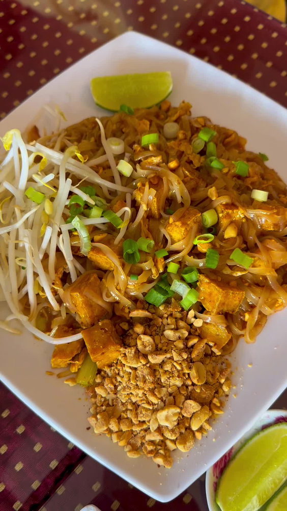 Roma Thai & Burmese Cuisine