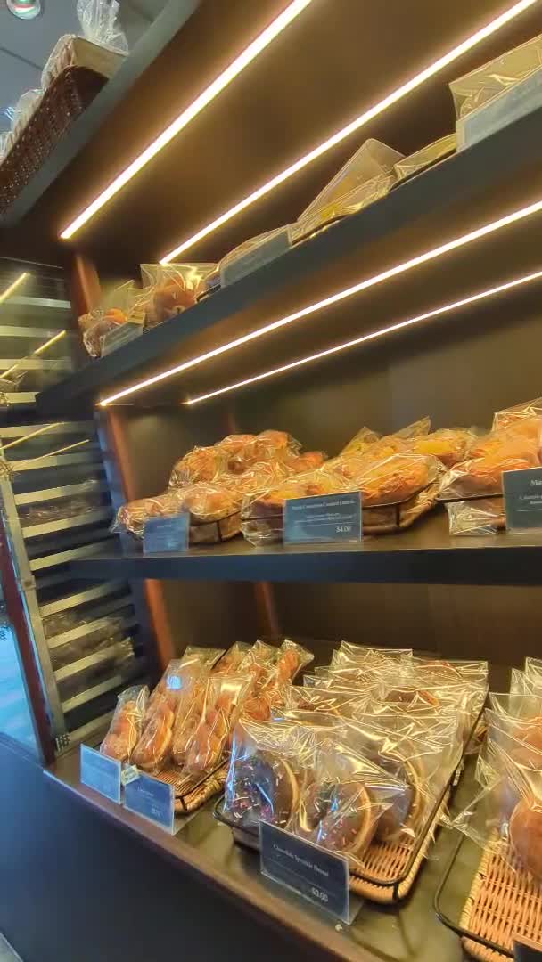 BRUG Bakery Pearlridge Uptown