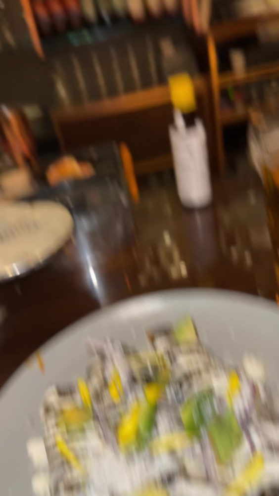 El Sazon Cocina & Tragos