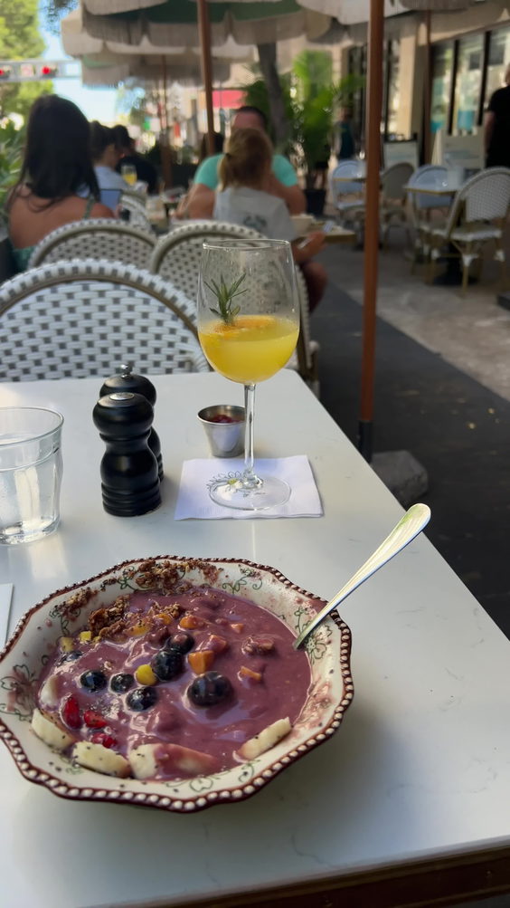 Cafe Bastille