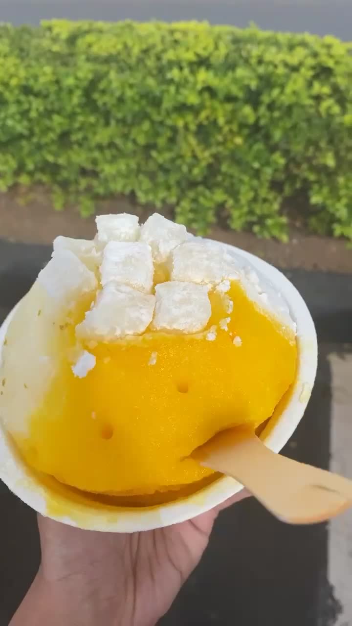 Ululani's Hawaiian Shave Ice