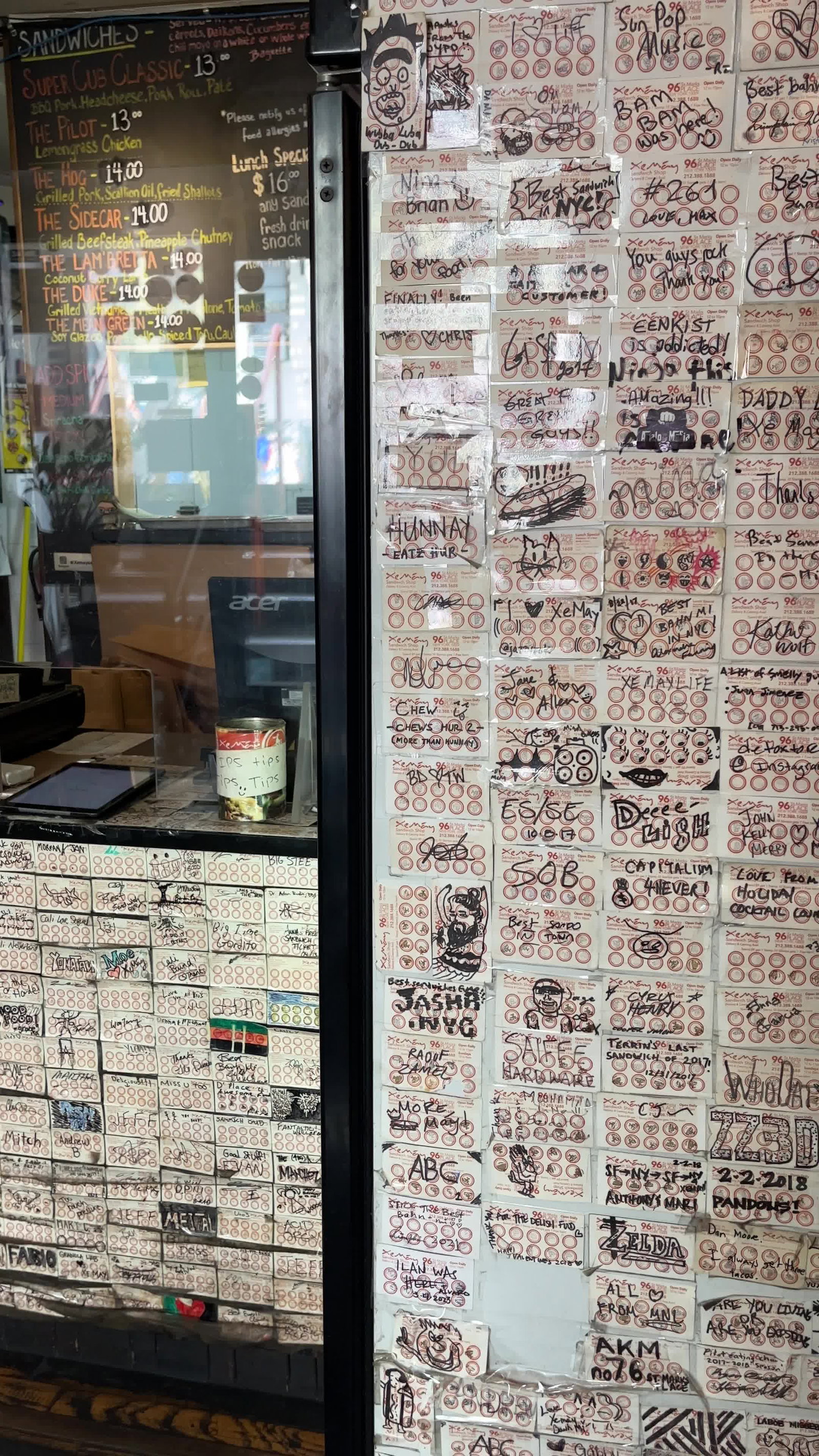 Video review of Xe May Sandwich Shop