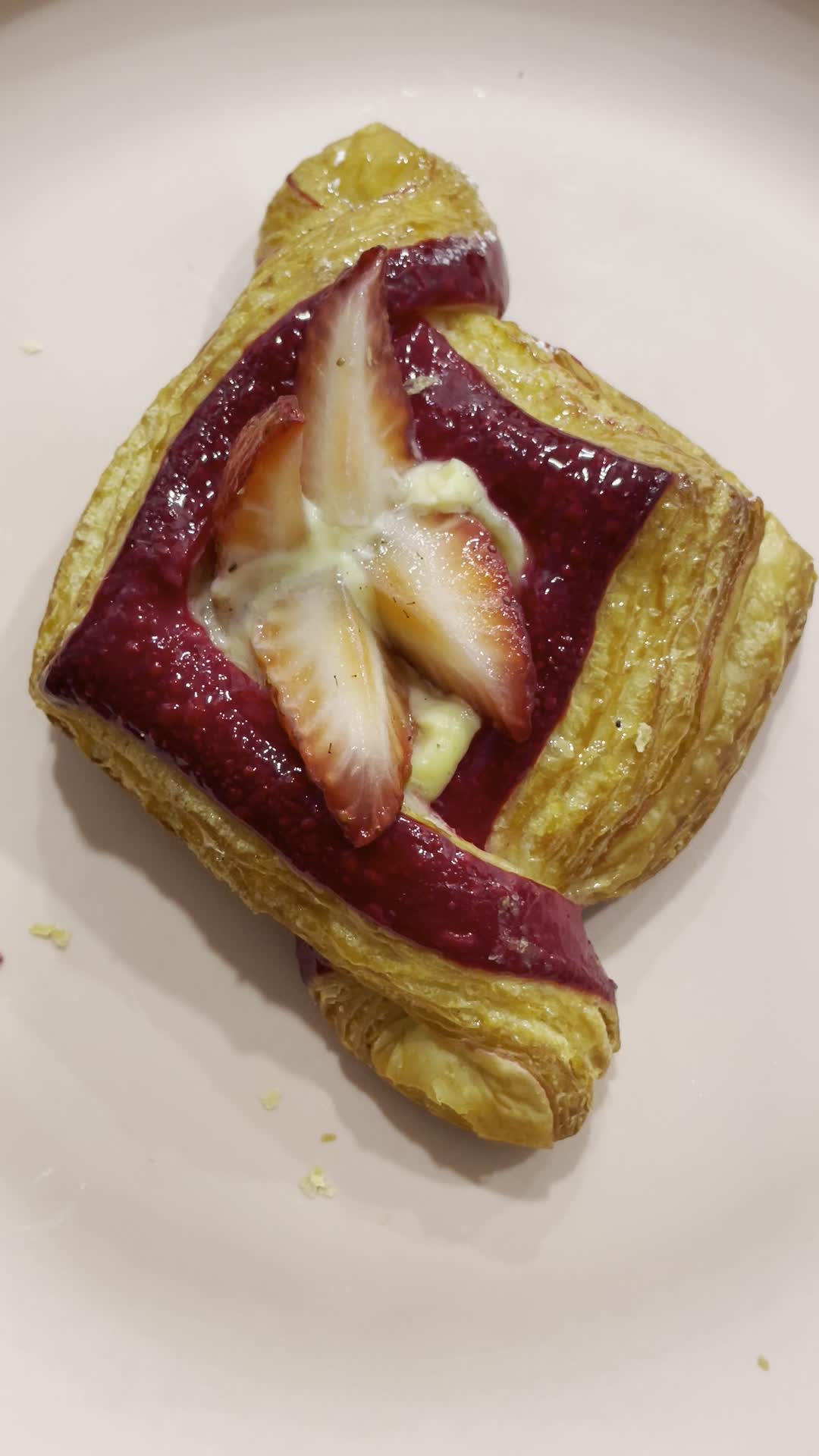 Video review of Julien Boulangerie