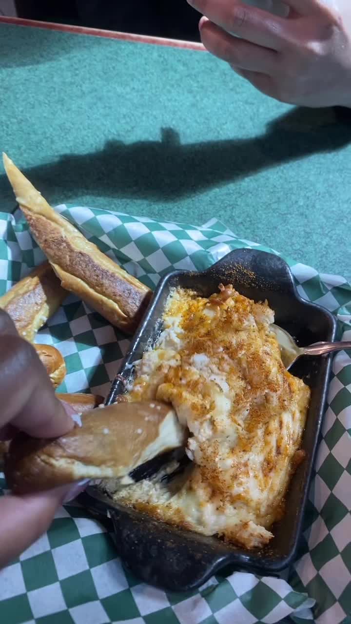 The Greene Turtle Sports Bar & Grille