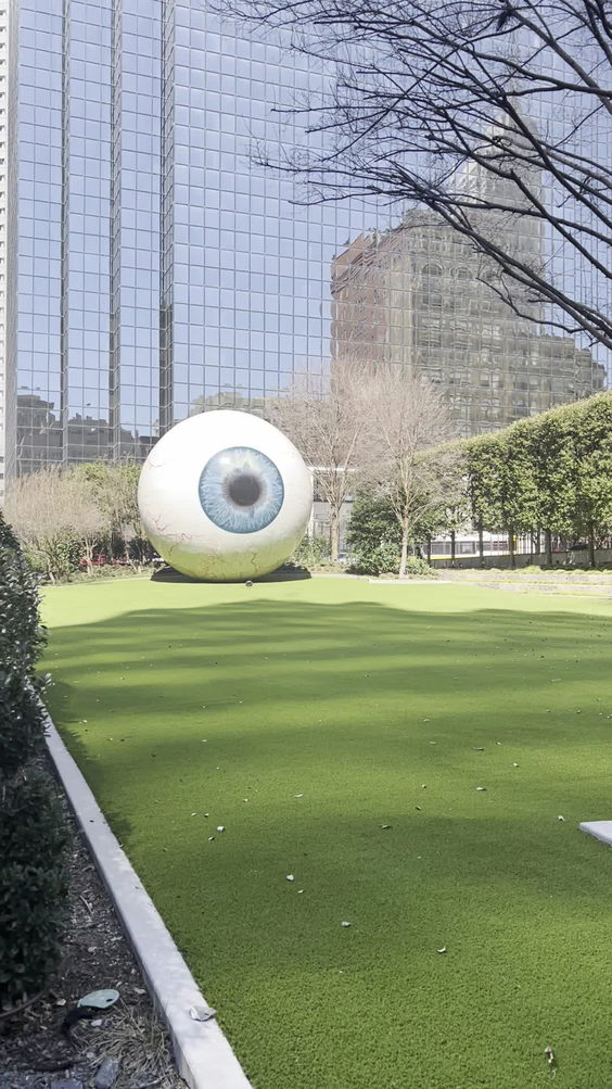Giant Eyeball
