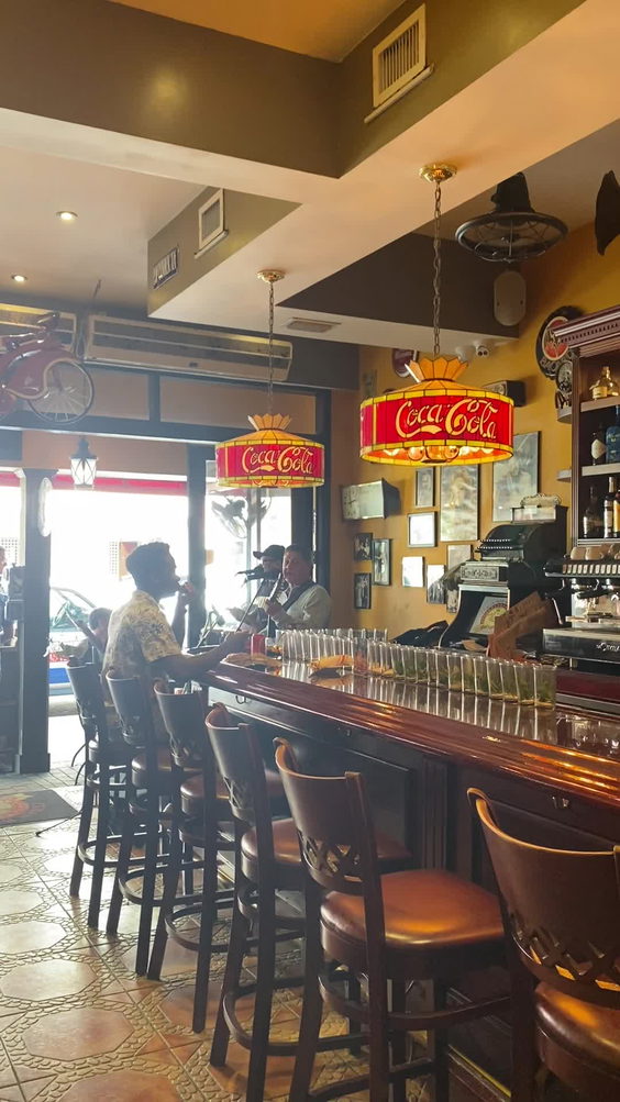 Old's Havana Cuban Bar & Cocina