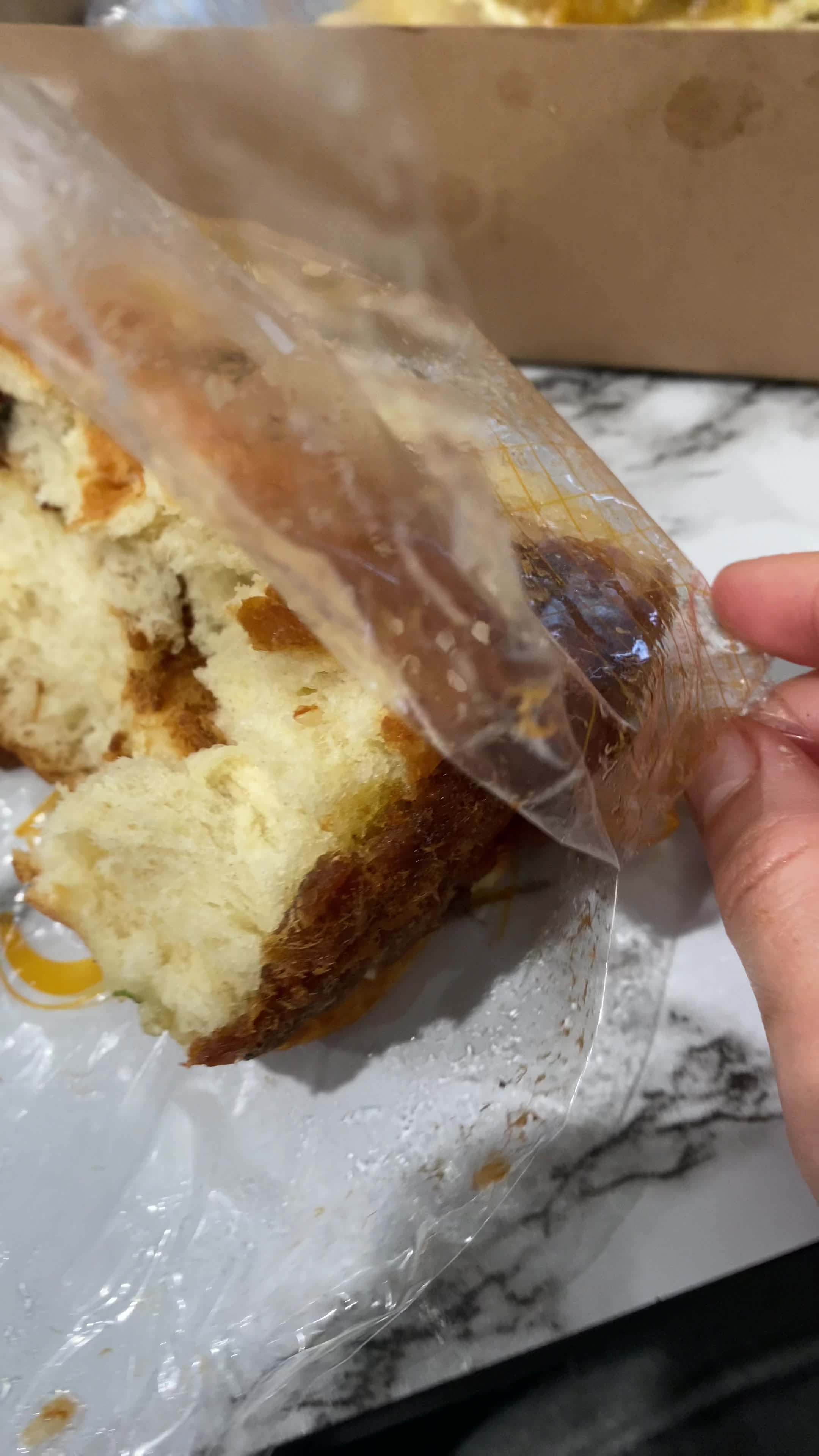 Video review of Rainbow Bakery