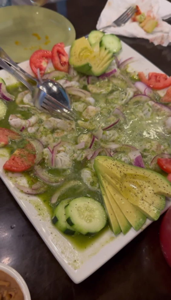 Chile Caliente Tacos y Mariscos