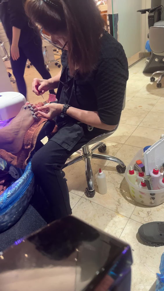 Escape nail and spa