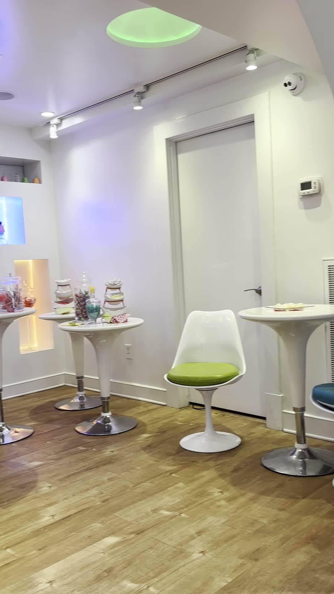 Waxing Station by Glow